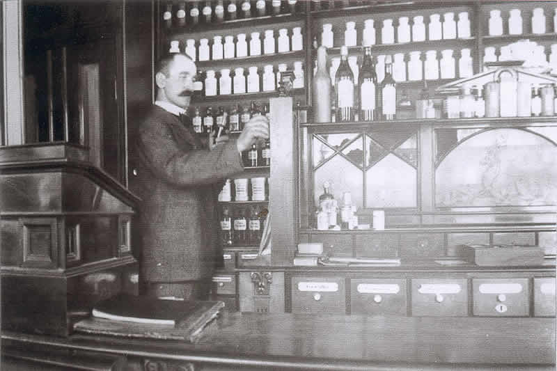 old-apothecary